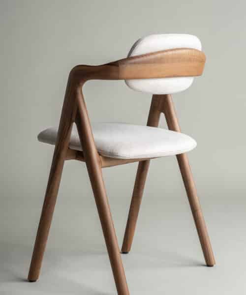 Alternative view of Garibaldi Comfort